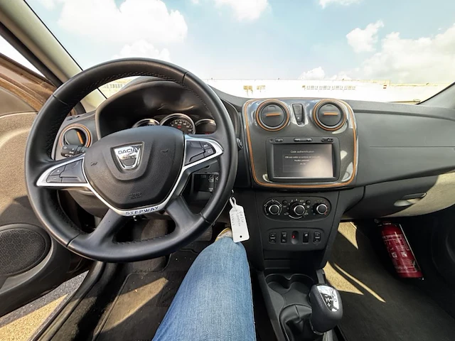 Dacia sandero stepway 0.9 tce explorer easy-r 90 at, 2017 - afbeelding 10 van  27