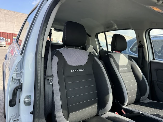 Dacia sandero stepway 0.9 tce stepway plus easy-r 90 at, 2017 - afbeelding 13 van  22
