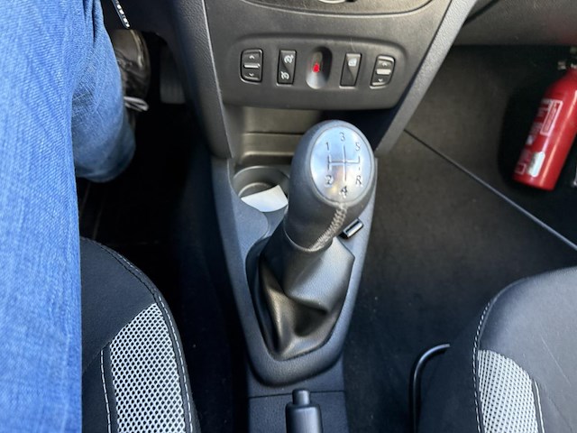 Dacia sandero stepway 0.9 tce stepway plus (eu6.2),2020 - afbeelding 4 van  26