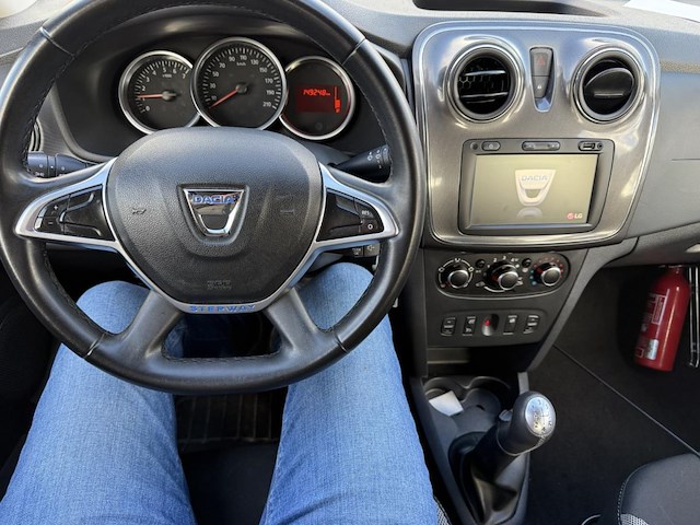 Dacia sandero stepway 0.9 tce stepway plus (eu6.2),2020 - afbeelding 25 van  26
