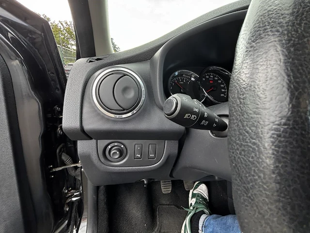 Dacia sandero stepway 0.9 tce stepway,2015 - afbeelding 8 van  30