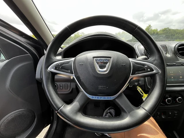 Dacia sandero stepway 1.5 blue dci stepway plus (eu6.2),2020 - afbeelding 4 van  26