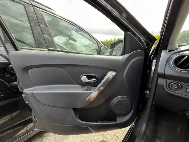 Dacia sandero stepway 1.5 blue dci stepway plus (eu6.2),2020 - afbeelding 7 van  26