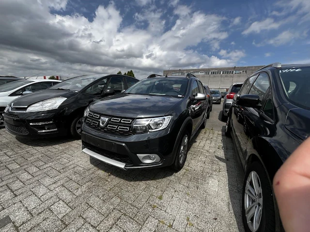 Dacia sandero stepway 1.5 blue dci stepway plus (eu6.2),2020 - afbeelding 1 van  26