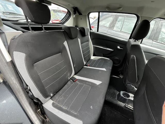 Dacia sandero stepway 1.5 blue dci stepway plus (eu6.2),2020 - afbeelding 13 van  26