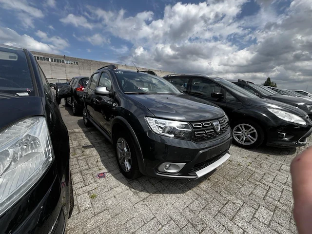 Dacia sandero stepway 1.5 blue dci stepway plus (eu6.2),2020 - afbeelding 20 van  26