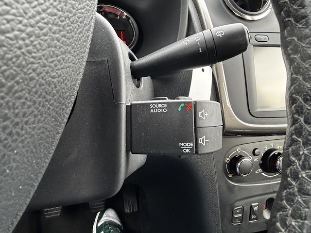 Dacia sandero stepway 1.5 dci stepway plus, 2013 - afbeelding 8 van  38