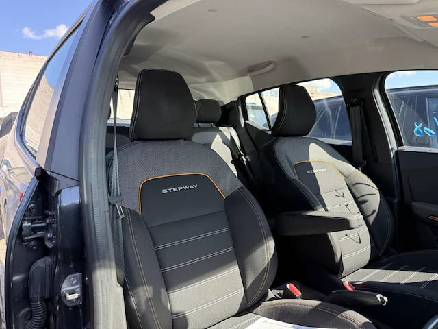 Dacia sandero stepway lpg 1.0 eco-g stepway plus 101, 2021 - afbeelding 19 van  28
