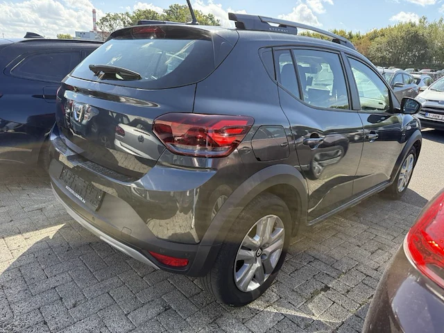 Dacia sandero stepway lpg 1.0 eco-g stepway plus 101, 2021 - afbeelding 23 van  28