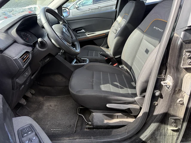 Dacia sandero stepway lpg 1.0 eco-g stepway plus,2021 - afbeelding 25 van  27