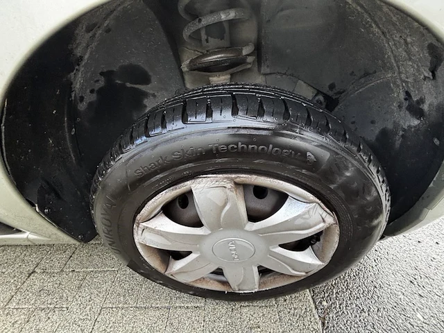 Dacia,2010 - afbeelding 14 van  33