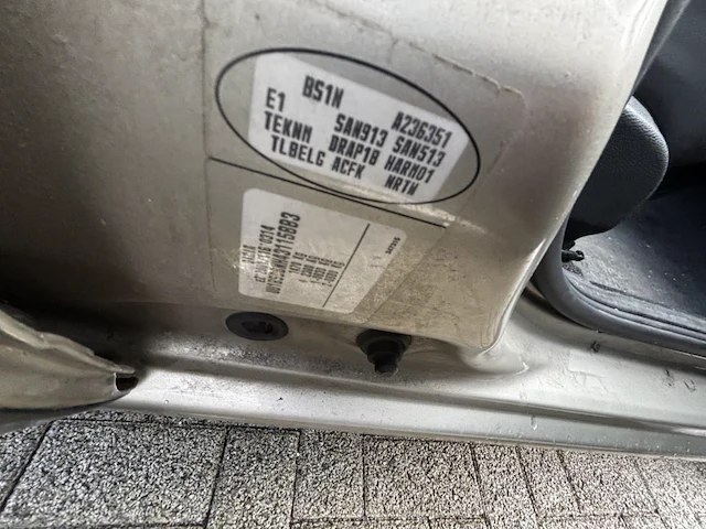 Dacia,2010 - afbeelding 15 van  33