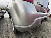 Dacia,2010 - afbeelding 22 van  33