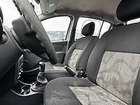 Dacia,2010 - afbeelding 32 van  33