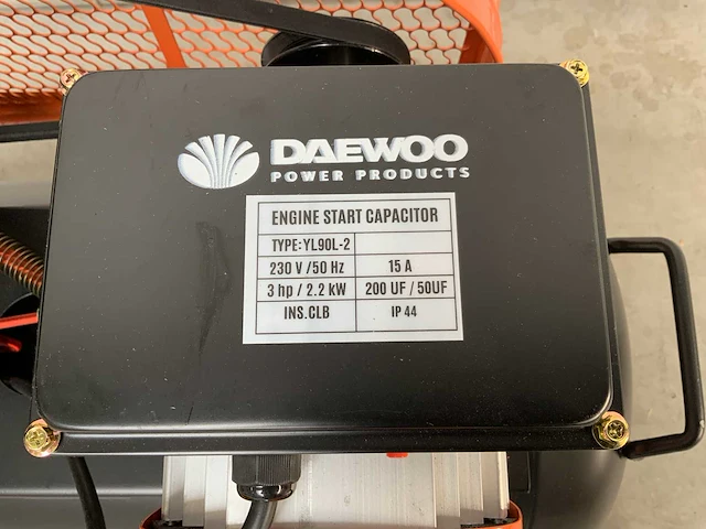 Daewoo - 2024 - daax100l - luchtcompressor (5x) - afbeelding 6 van  16