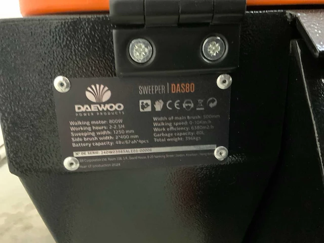 Daewoo - 2024 - das80 - zelfrijdende veegmachine - afbeelding 2 van  10