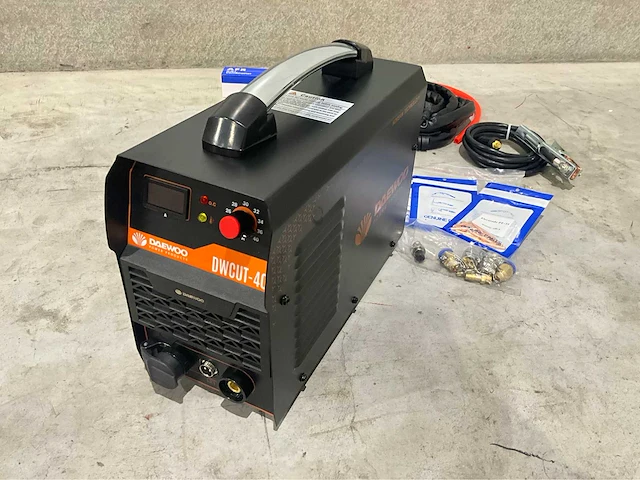 Daewoo - 2025 - cut-40 - plasmasnijmachine - afbeelding 1 van  13