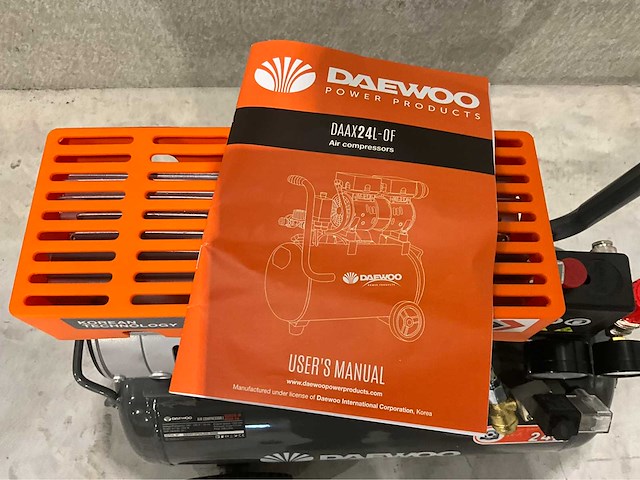 Daewoo - 2025 - daax 24l - luchtcompressor - afbeelding 13 van  15
