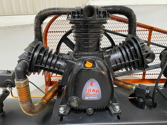 Daewoo - 2025 - daax 500l - luchtcompressor - afbeelding 7 van  15