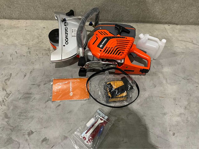 Daewoo - 2025 - dacnq74s - betonzaag - afbeelding 8 van  13