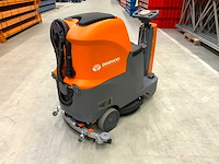 Daewoo - 2025 - daf r70 - zelfrijdende veegmachine - afbeelding 13 van  19