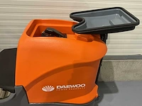 Daewoo - 2025 - daf r70 - zelfrijdende veegmachine - afbeelding 5 van  18
