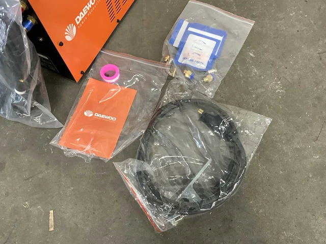 Daewoo - 2025 - daming 350gdl - diverse lasmachines - afbeelding 7 van  16