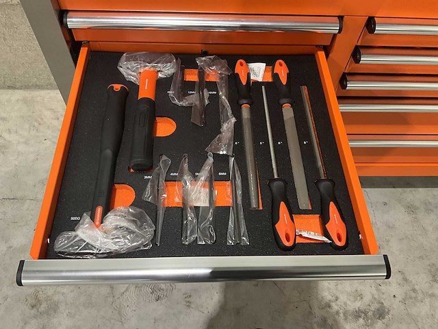 Daewoo - 2025 - damw387 - gereedschapswagen - afbeelding 11 van  26