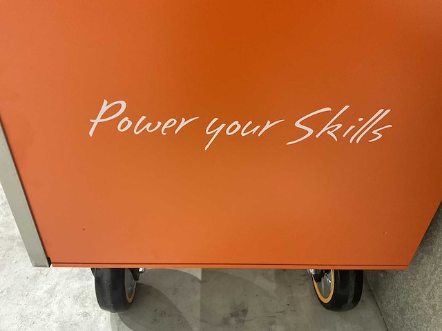 Daewoo - 2025 - damw387 - gereedschapswagen - afbeelding 18 van  26