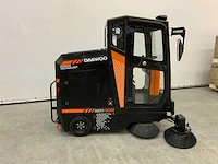Daewoo - 2025 - das 100 - zelfrijdende veegmachine - afbeelding 3 van  26