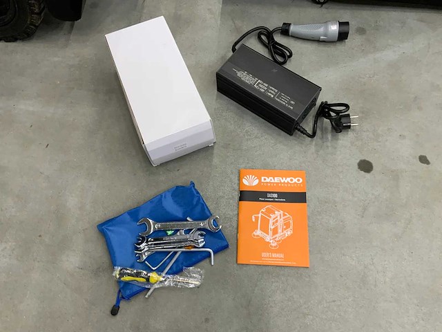 Daewoo - 2025 - das 100 - zelfrijdende veegmachine - afbeelding 22 van  26