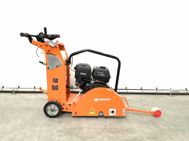 Daewoo - 2025 - datmf20-4 - benzine vloerzaagmachine - afbeelding 6 van  12