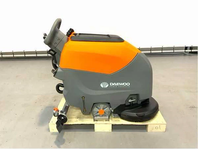 Daewoo - dafl50a - zelfrijdende veegmachine - afbeelding 19 van  25