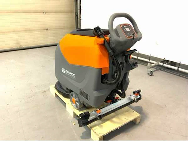 Daewoo - dafl50a - zelfrijdende veegmachine - afbeelding 22 van  25