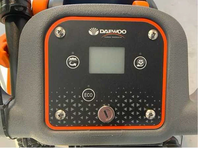 Daewoo - dafl50a - zelfrijdende veegmachine - afbeelding 10 van  25