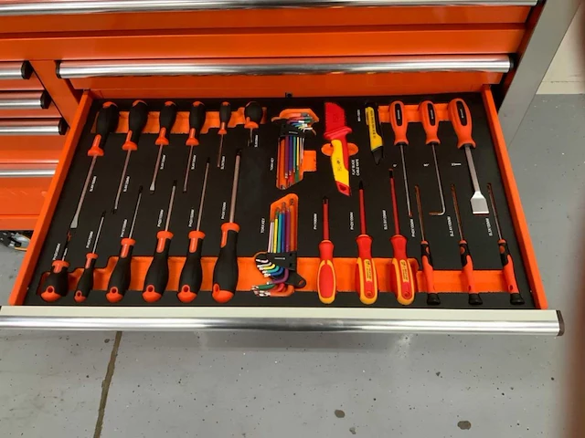 Daewoo - damw387 - gereedschapswagen + 4 in 1 accugereedschap - afbeelding 17 van  19