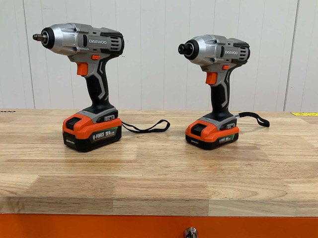 Daewoo - damw387 - gereedschapswagen + 4 in 1 accugereedschap - afbeelding 14 van  19