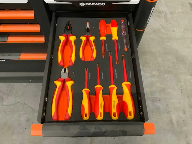 Daewoo - damws267 - gereedschapswagen - afbeelding 3 van  14