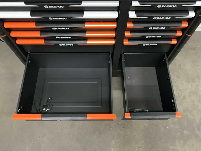 Daewoo - damws267 + 4 in 1 set - gereedschapswagen - afbeelding 3 van  16
