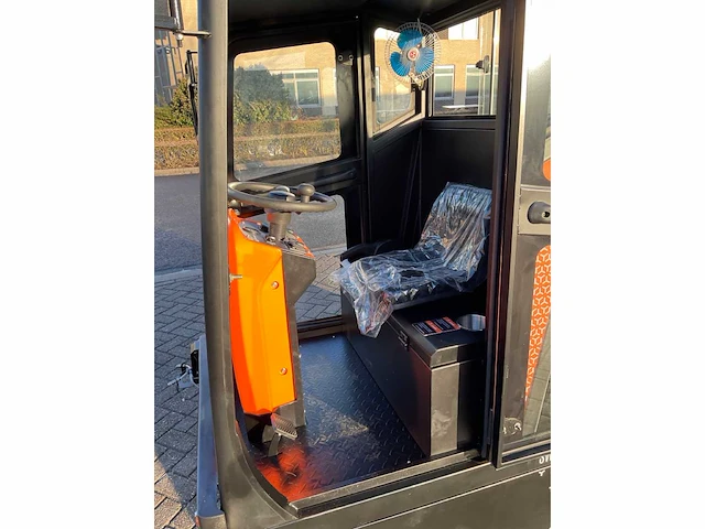 Daewoo - das 100 met cabine - zelfrijdende veegmachine - afbeelding 26 van  39