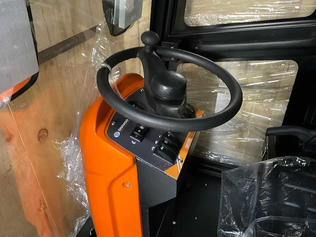 Daewoo - das 100 veegmachine met cabine - afbeelding 3 van  38