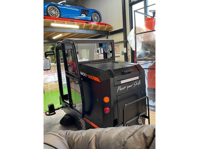 Daewoo - das 100 veegmachine met cabine - afbeelding 22 van  38