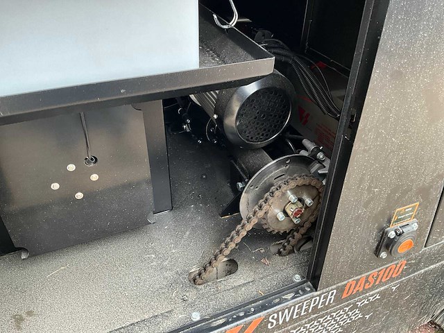 Daewoo - das100 - cabine veegmachine - afbeelding 5 van  24