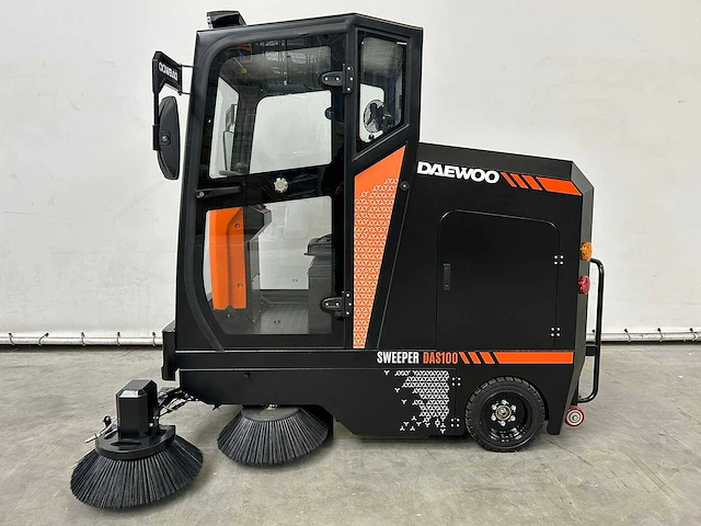 Daewoo - das100 - straatveegmachine - 2024 - afbeelding 14 van  30