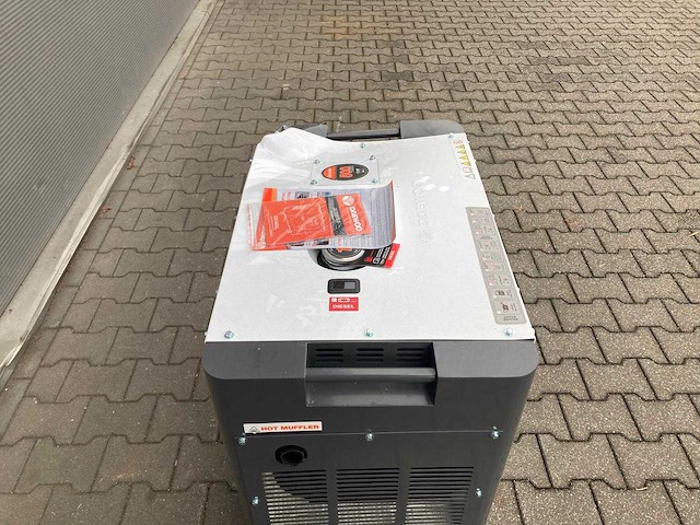 Daewoo - ddae10500dse-3g - 8.1 kva diesel generator 230/400v - afbeelding 3 van  8