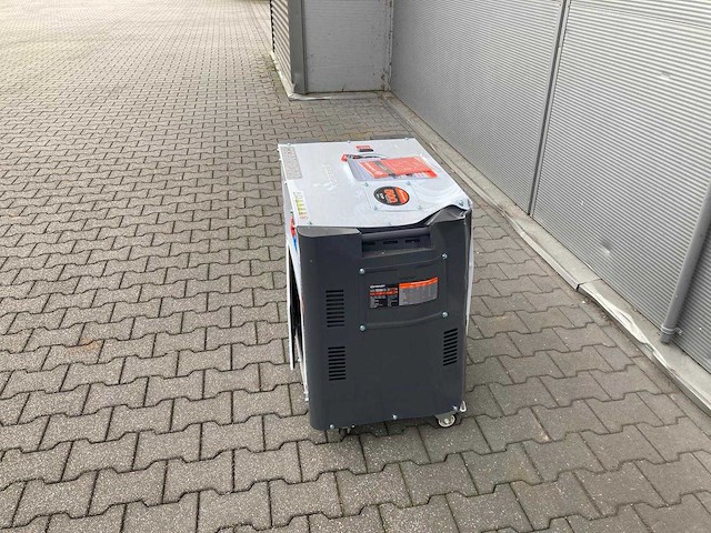 Daewoo - ddae10500dse-3g - 8.1 kva diesel generator 230/400v - afbeelding 4 van  8