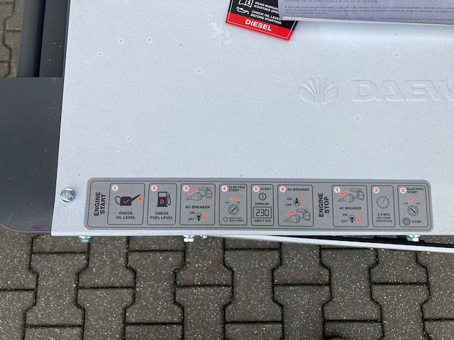 Daewoo - ddae10500dse-3g - 8.1 kva diesel generator 230/400v - afbeelding 8 van  8