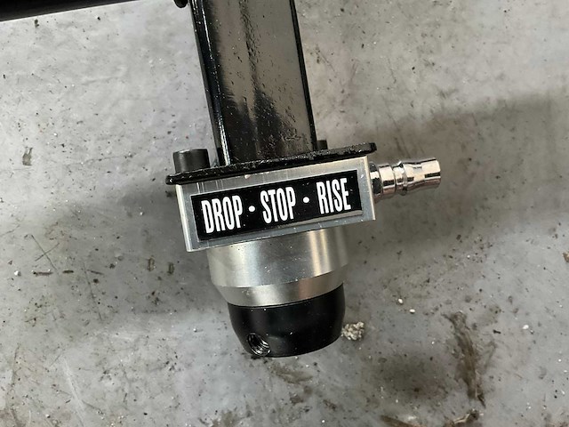 Daewoo - garagekrik dahj 50t pneumatisch hydraulisch - afbeelding 8 van  13