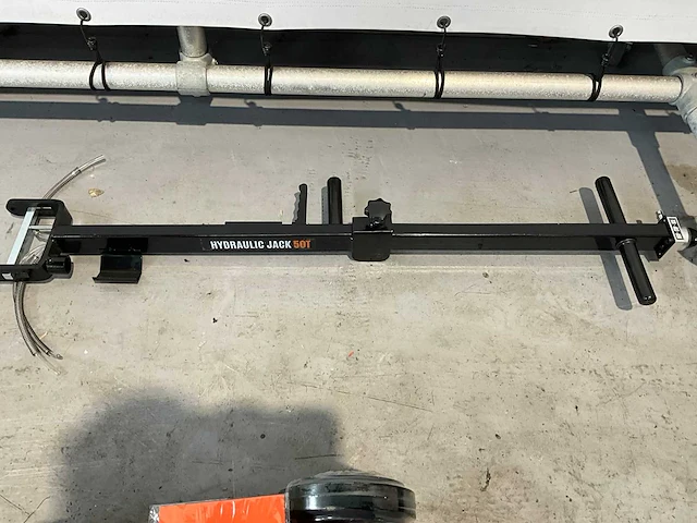 Daewoo - garagekrik dahj 50t pneumatisch hydraulisch - afbeelding 13 van  13