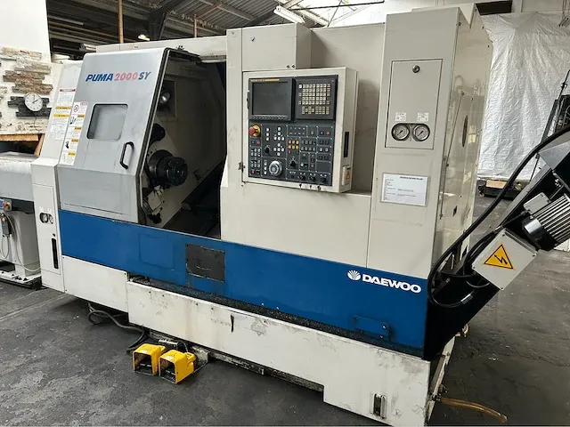Daewoo - puma 2000sy - cnc draaibank - afbeelding 17 van  20